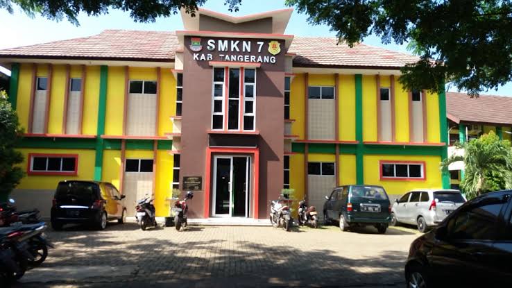 Foto : Gedung SMKN 7 Kab Tangerang
