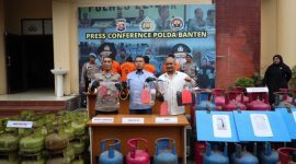 Konferensi Pers Polda Banten